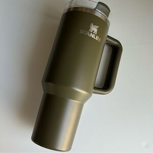 Stanley Peat Moss Green Tumbler 40 oz